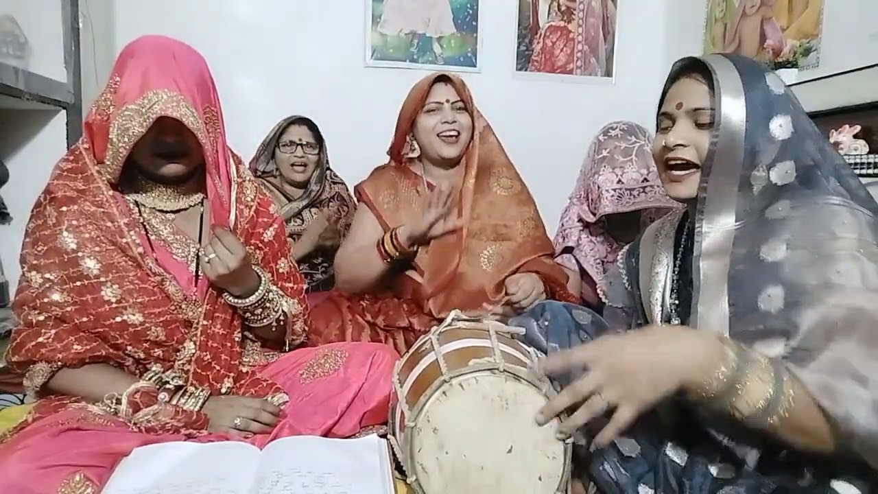 नई बहू ने सुनाया युटुब पर हंसी मजाक गीत#न्यू #धमाकेदार 🤪 सुन बहना मेरी बात साजन की मैं प्यारी