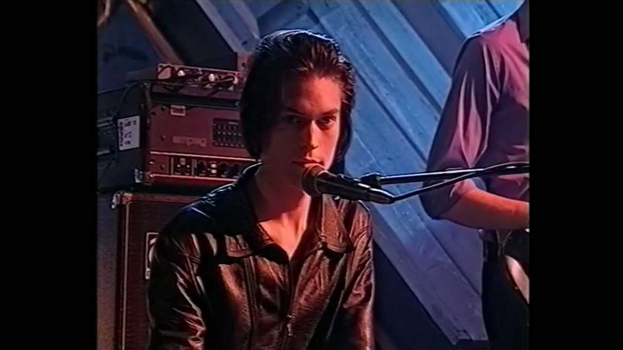 Suede - Beautiful Ones - TFI Friday - October 11 1996