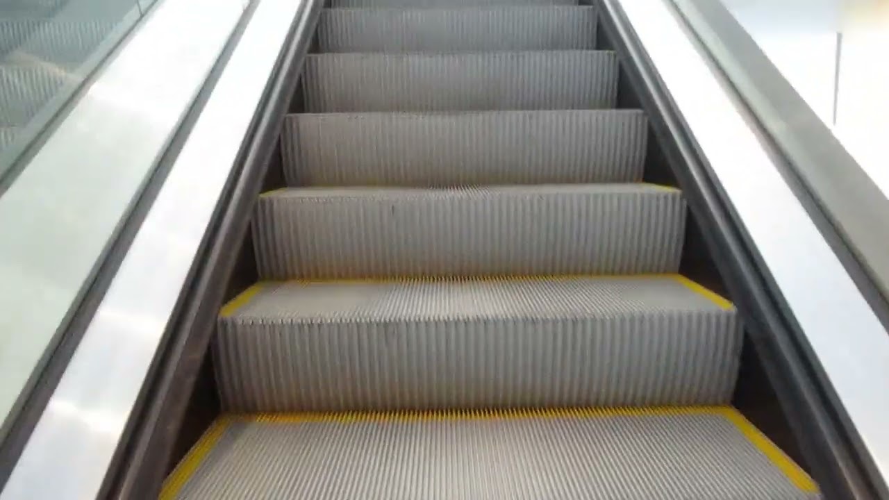 Schindler 9300AE Escalators @ Hilton - Cleveland, OH