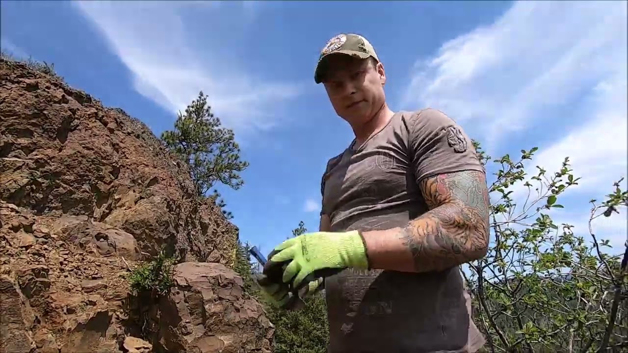 Central Washington Geodes With Zeke