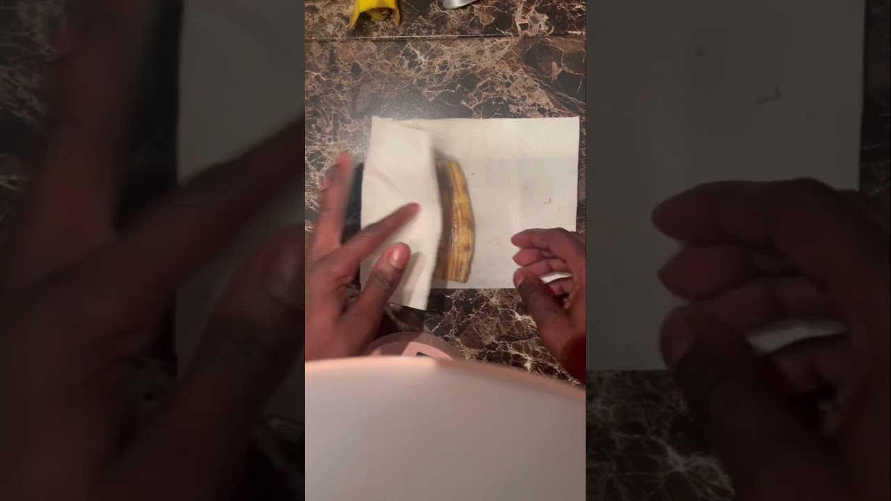 Rolling Banana blunt🍌 (step by step📌)taste hella good🔥🔥