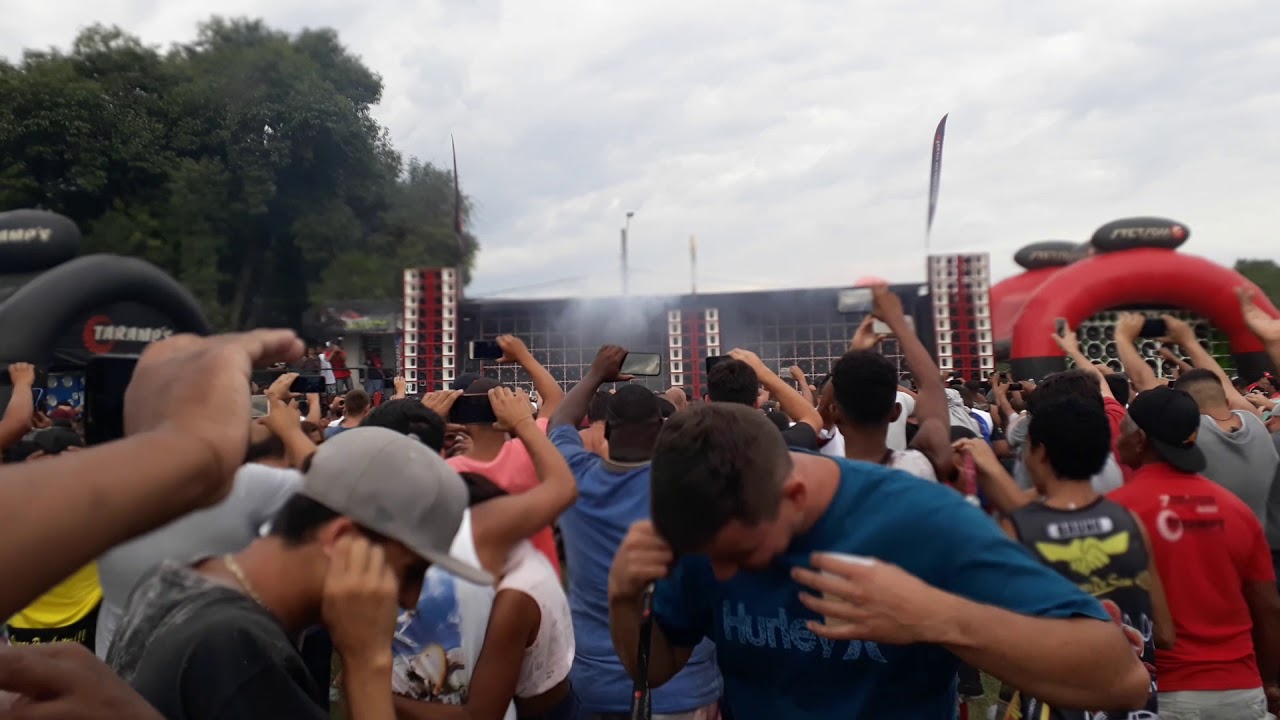Abertura carreta treme treme no rio de janeiro part 1