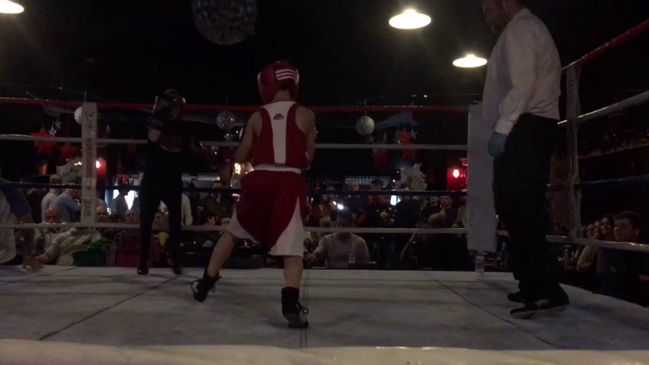 Ajay STINGER Anderson (Underdog Boxing) Red & White v Harry H.Bomb Openshaw (Blundells Boxing) Black