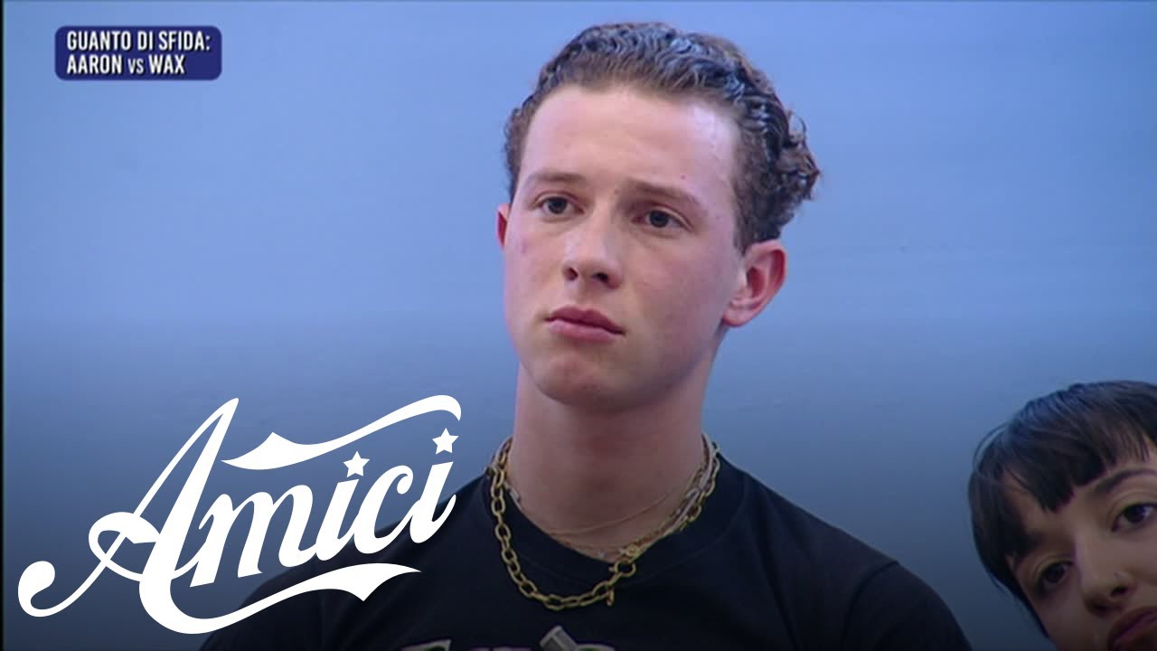 Amici 22 - Il guanto di sfida tra Aaron e Wax
