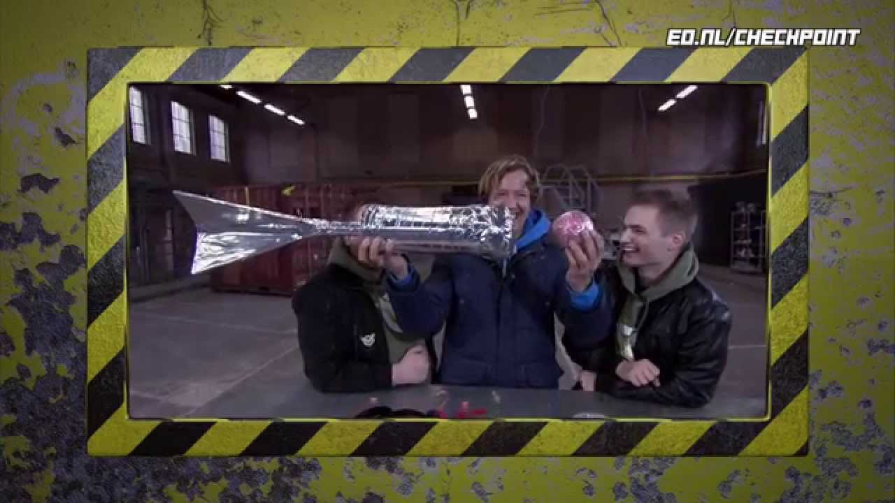 REUZEN KLAPPERTJE - KNALLENDE TESTEN