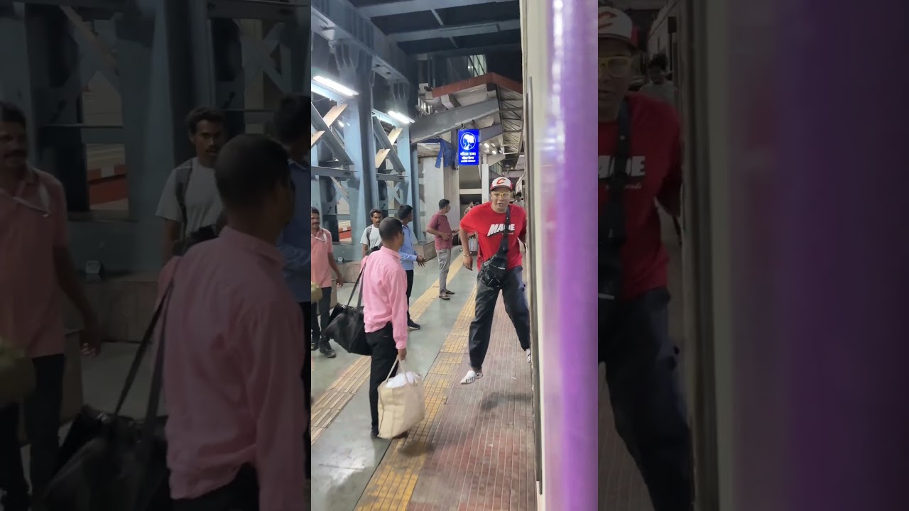 Shocking Secret of Mumbai Local Trains You Didn&rsquo;t Know! 🚂