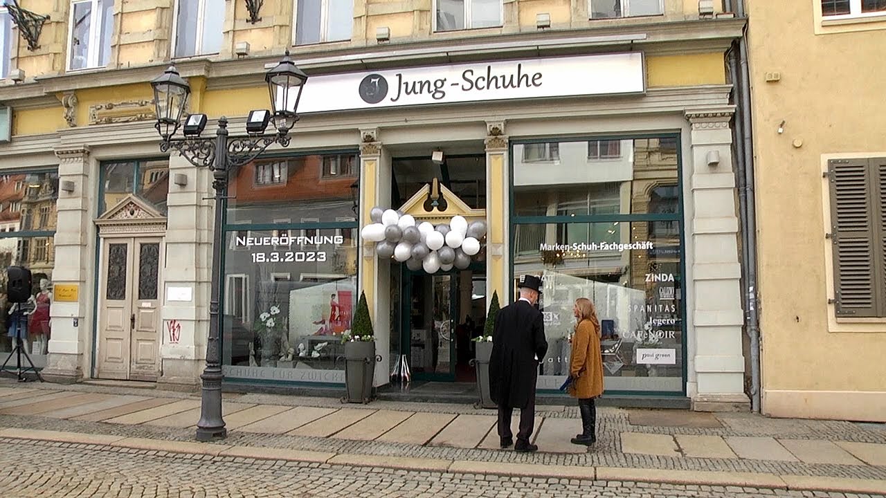 Neues, altes Schuhgeschäft am Hauptmarkt eröffnet