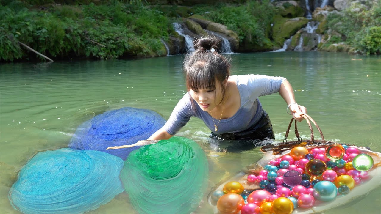 🔥🔥 Rivers of Magic: Girl&rsquo;s Simple Gesture Toward Giant Clam Unleashes Pearl-Powered Tidal Wave