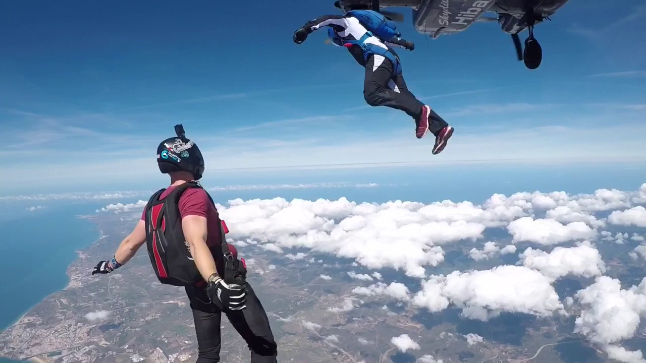 Skydive Algarve 2017- sausage grabbing and carnage