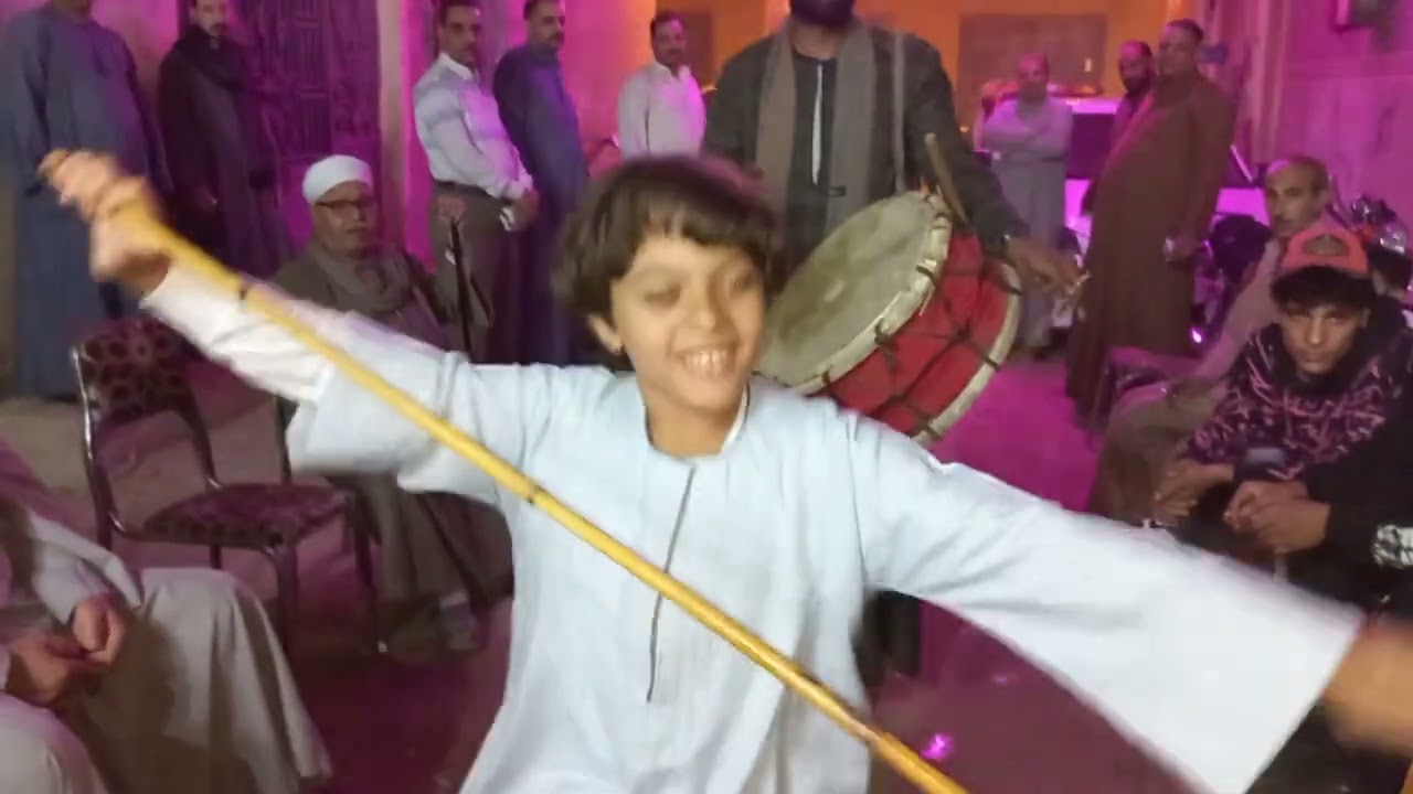 اجمل رقص الطفل في العالم علي مزمار الريس هيثم الجعفري٠١١٢١٥٦٧٥٩٢/٠١٠٠٢٨٢٤٩٣٥