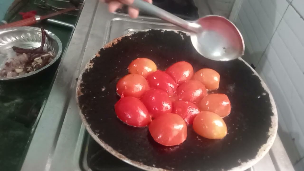 टोमॅटोची चटणी ची रेसिपी वेगळ्या पद्धतीने#cooking 