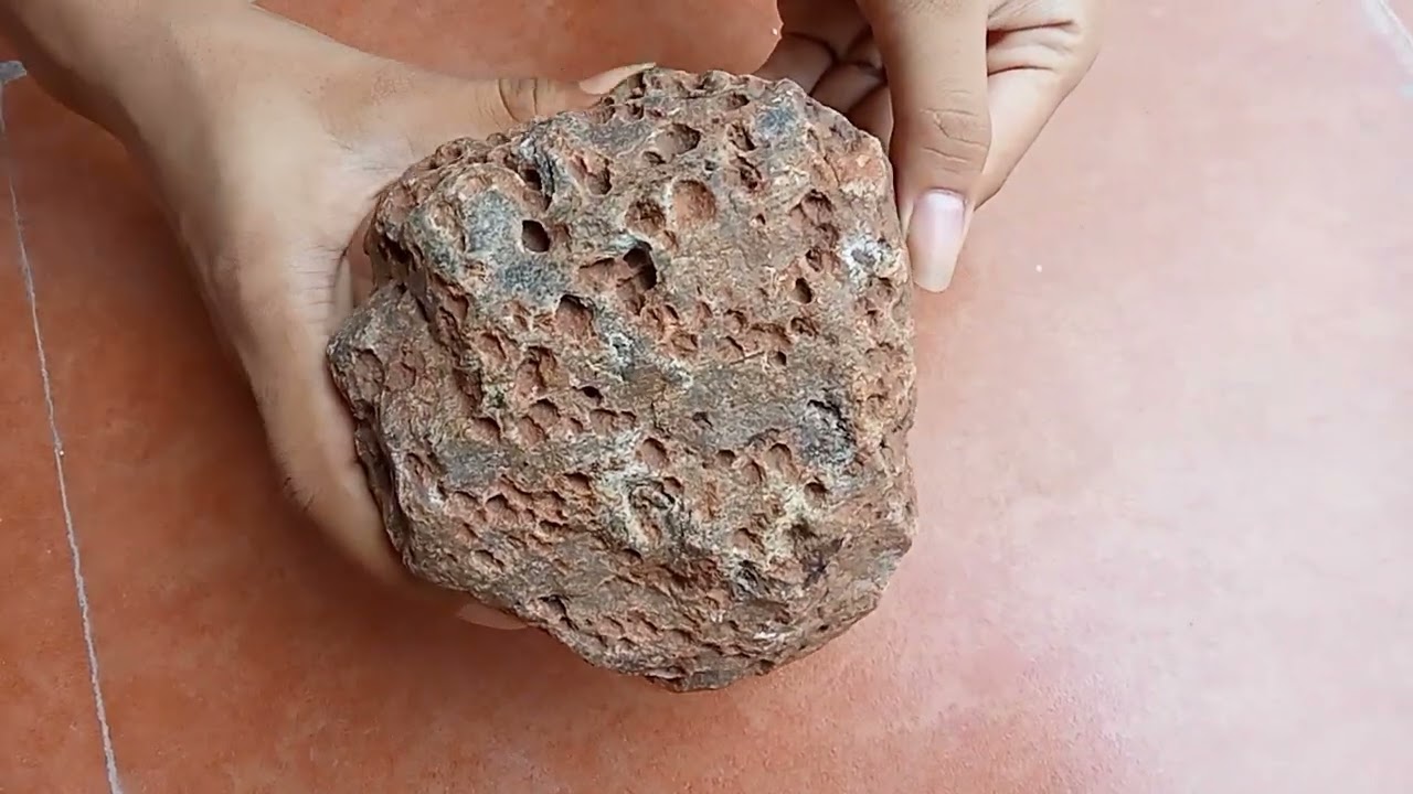Moon Rock Sample like Rear Meteorite