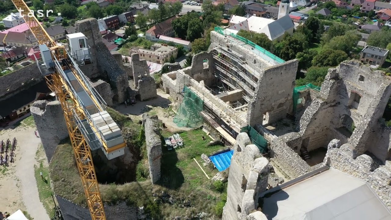 Pokračuje rekonštrukcia hradu Beckov