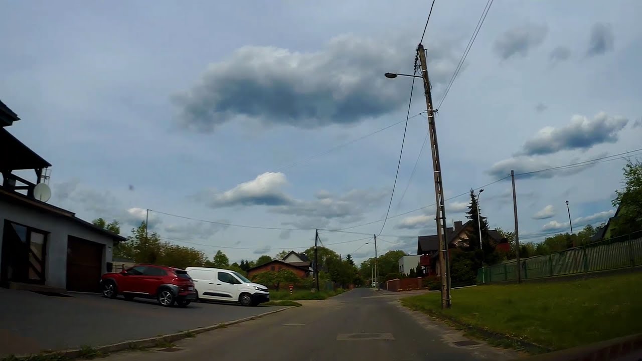 Jedziemy autem przez miasto ZAWADZKIE 21 05 2021 r