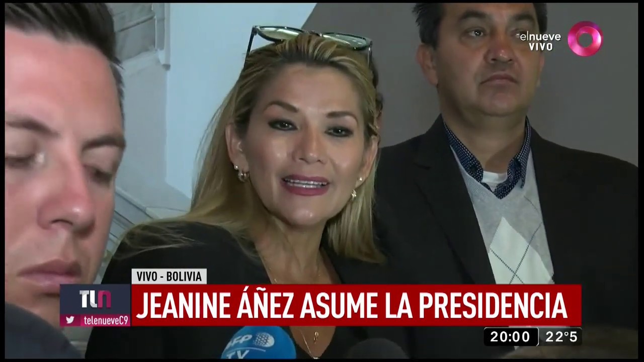 Jeanine Áñez asume la presidencia de Bolivia