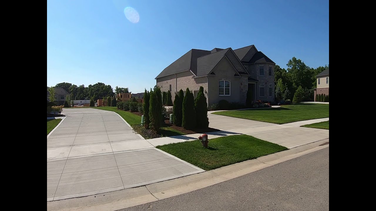 Montcaret Luxury Homes - Northville, Michigan