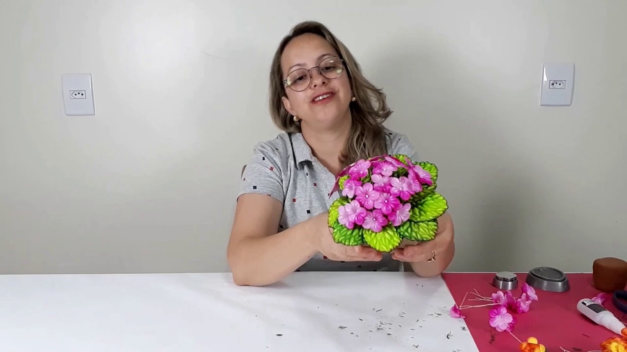 2º aula, Flor de Pêssego de E.V.A.