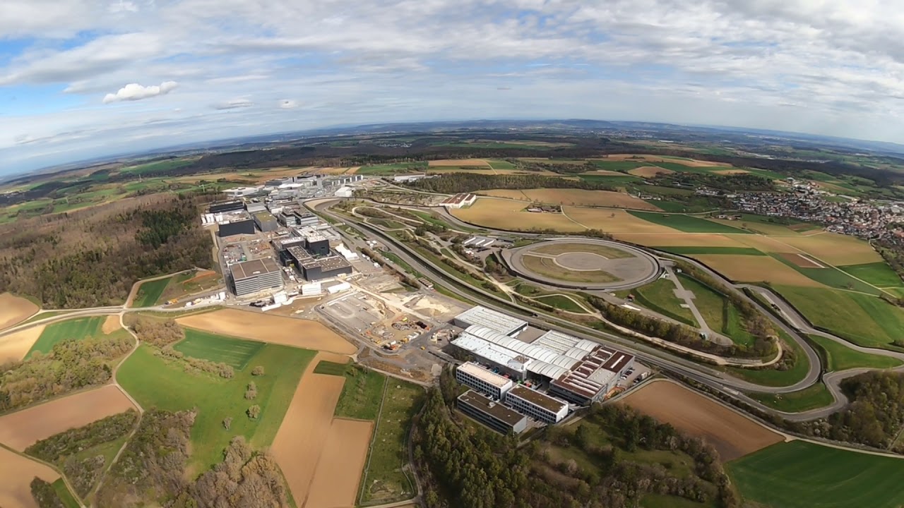 Porsche Design Factory has his own RACE TRACK !