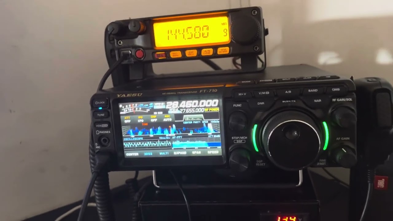 Yaesu FT 710 AESS