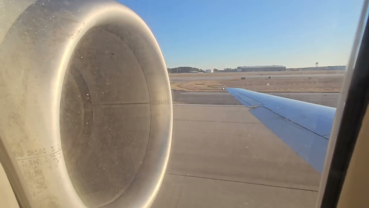 Delta Boeing 717-200 stunning takeoff from Atlanta Airport