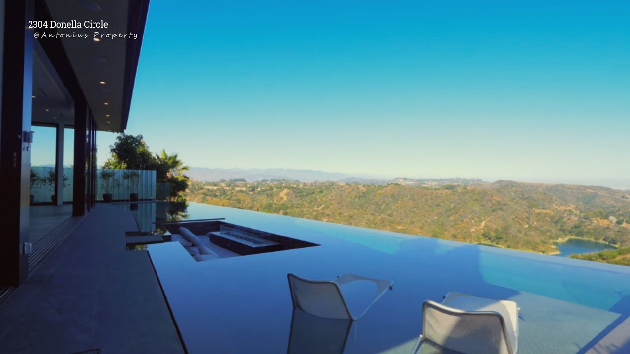 2304 Donella Circle Bel Air, California