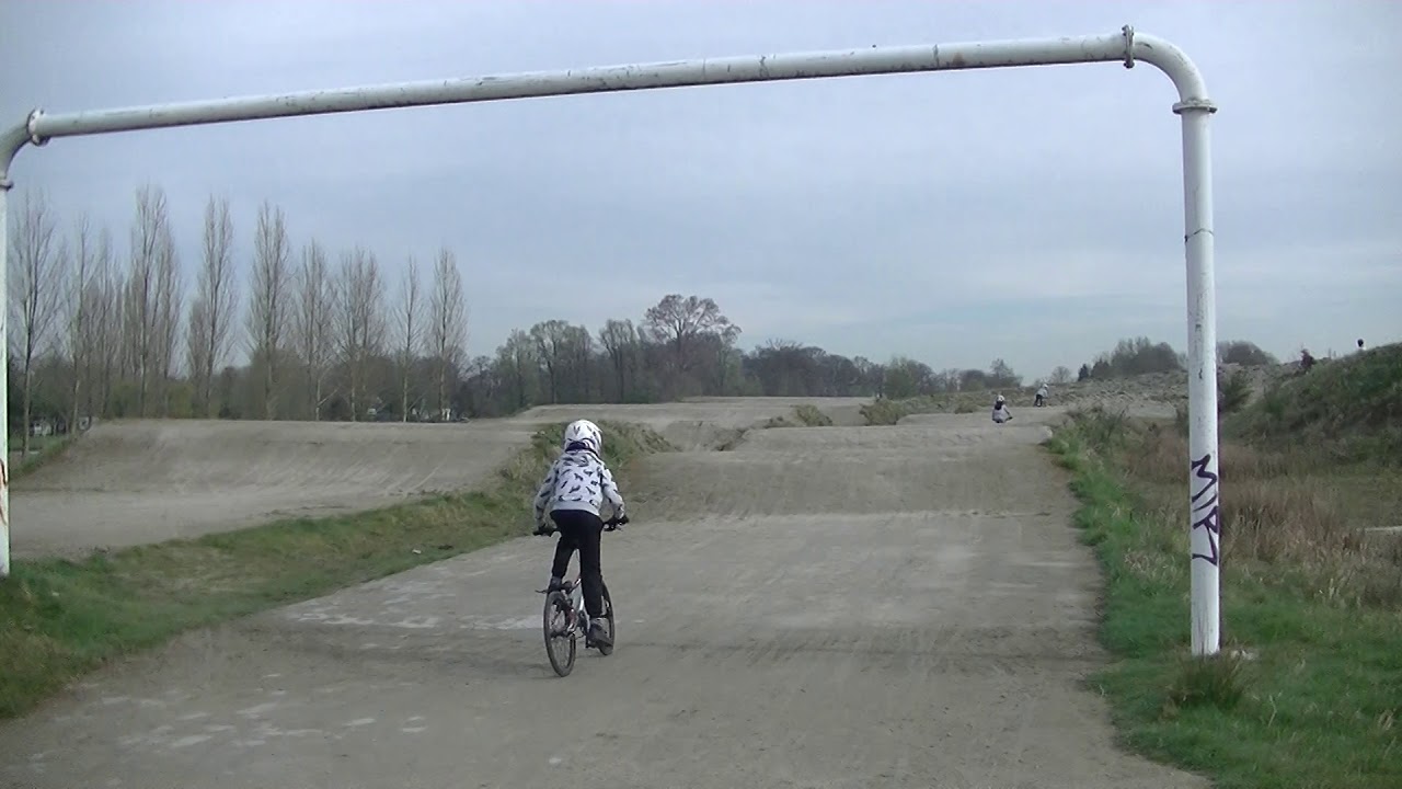 BMX 2