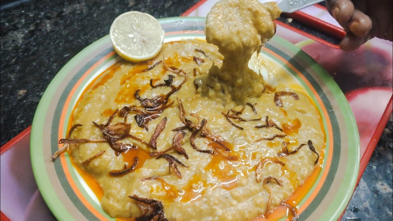 Haleem 😋😍🥰 #haleem #viral #viralvideo #food #cooking #explore #ytvideos 