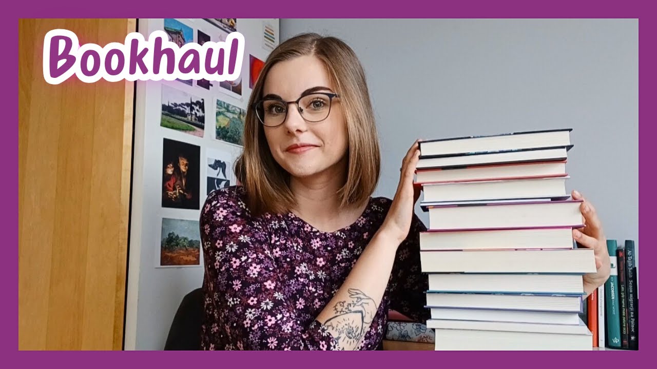 Stosik nowych książek | BOOKHAUL