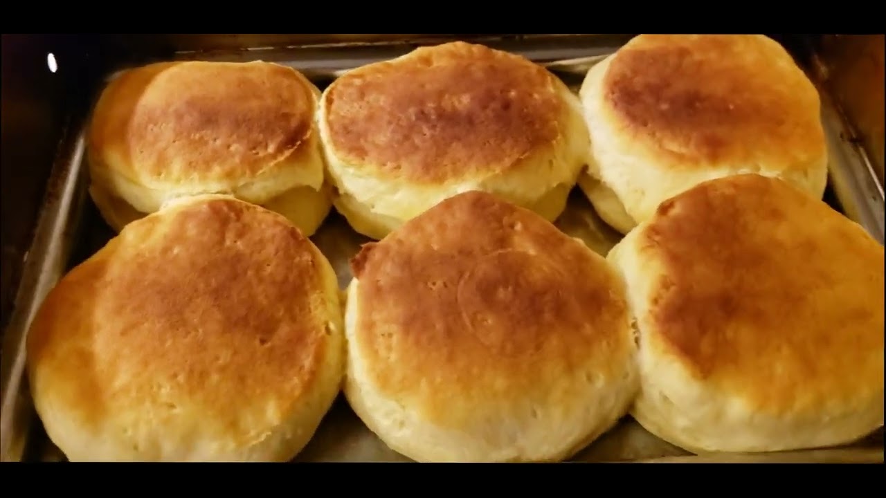 Making Biscuits and Gravy!  What IS the fuss about?