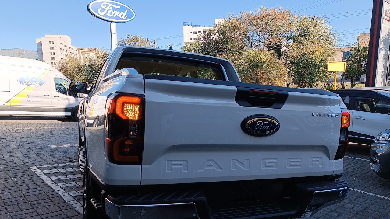 FORD RANGER LIMITED MOTOR V6 2024  SEM KIT OPCIONAL AINDA É MAIS TECNOLÓGICA QUE HILUX ,S10 E AMAROK
