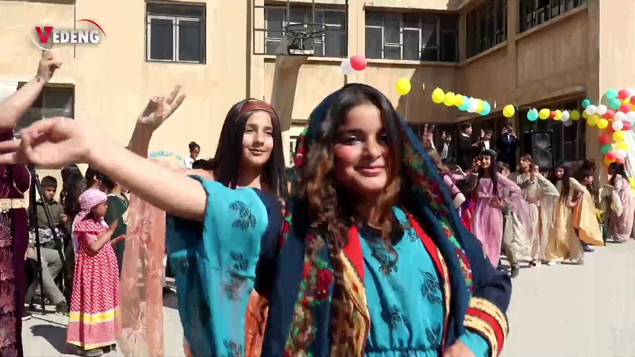 احتفالية اقامتها مدرسة #حسني_عكيد لطلبتها في مدينة #ديريك / #المالكية لإستقبال #عيد_النوروز🔥 #vedeng