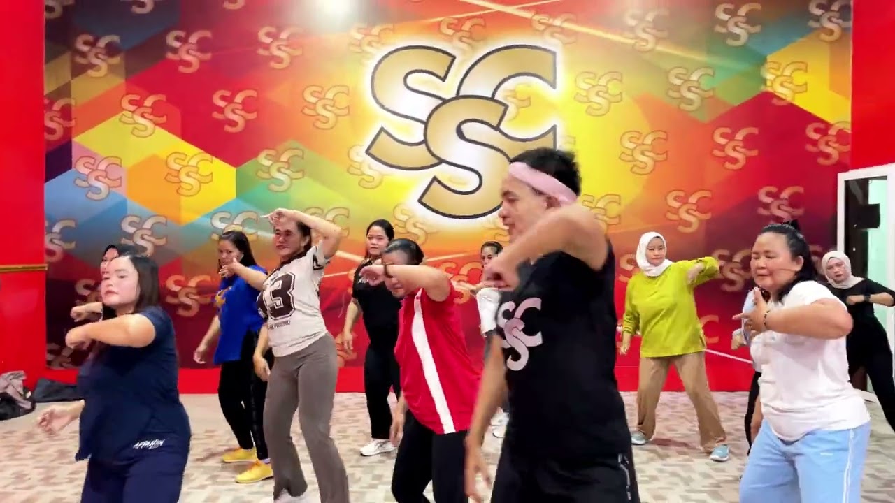 BESAME DESPACIO | ZUMBA | KIZOMBA | SOFIE STUDIO CENTER MAJALAYA | CHOREO BY ZES SAI VIETNAM