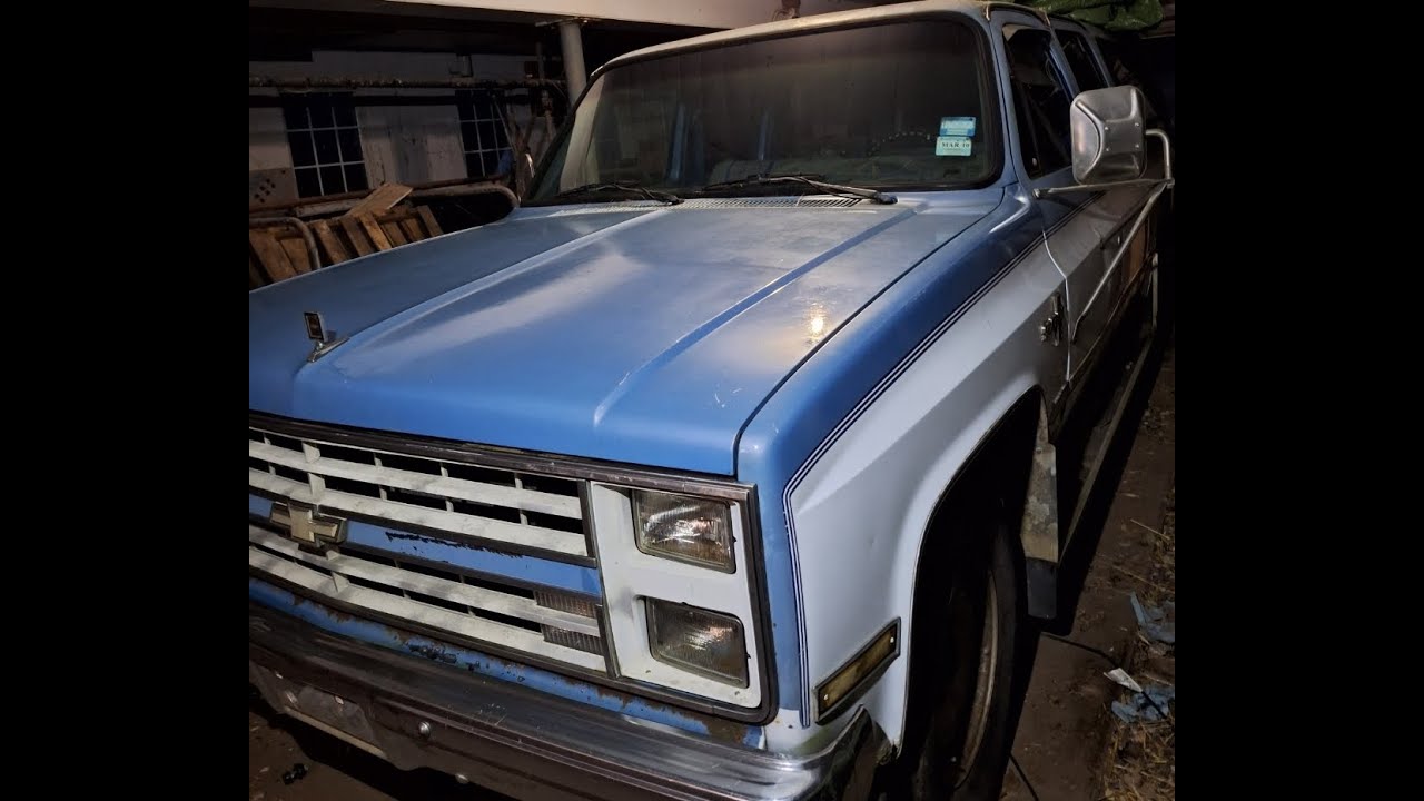 LML Duramax Swapping my Squarebody Suburban?! ZF6 LML C20 Episode 1