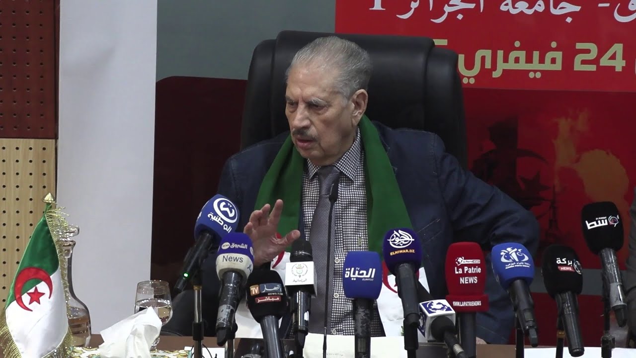 رئيس مجلس الأمة صالح قوجيل يلقي محاضرة أمام طلبة كلية الحقوق بجامعة الجزائر1