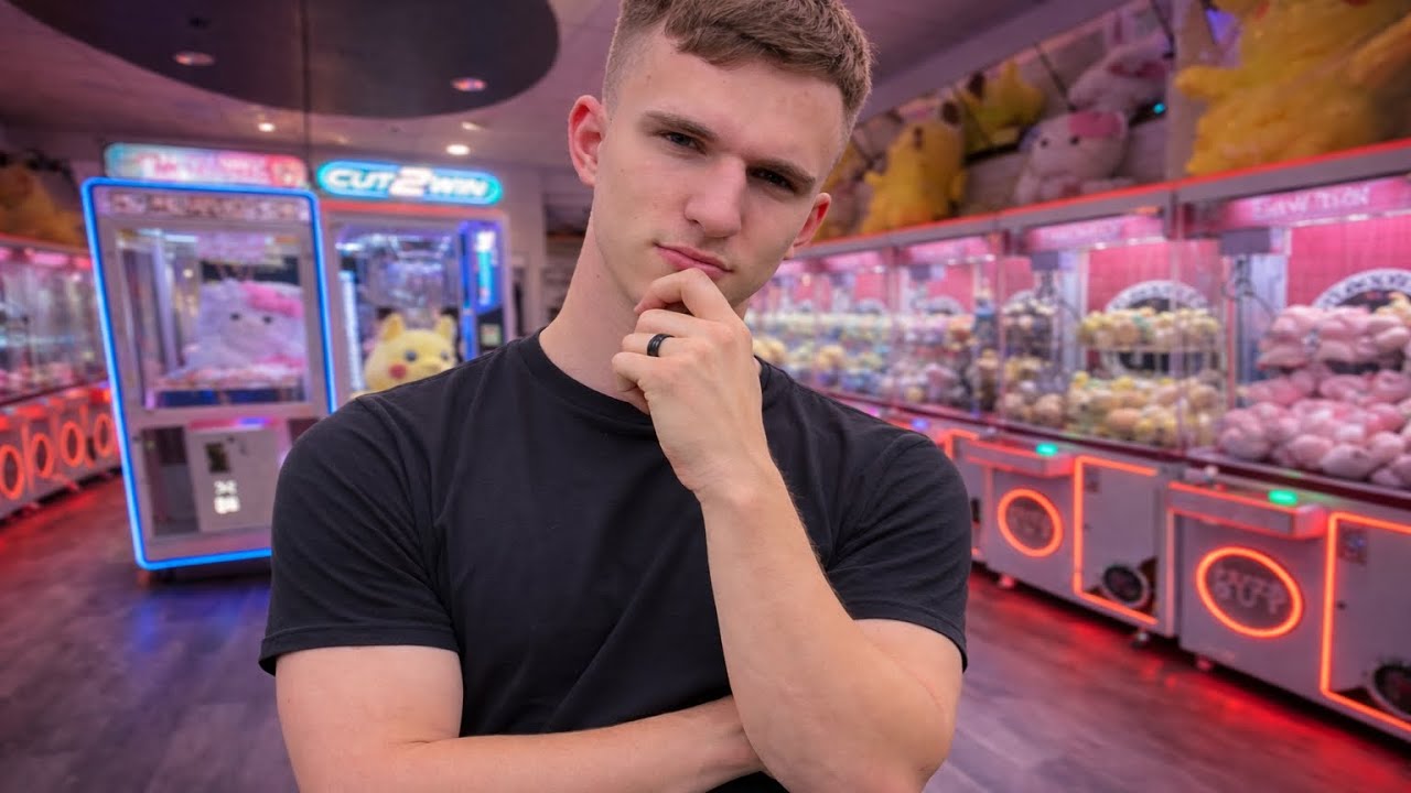 How much can I win from this claw machine only arcade?