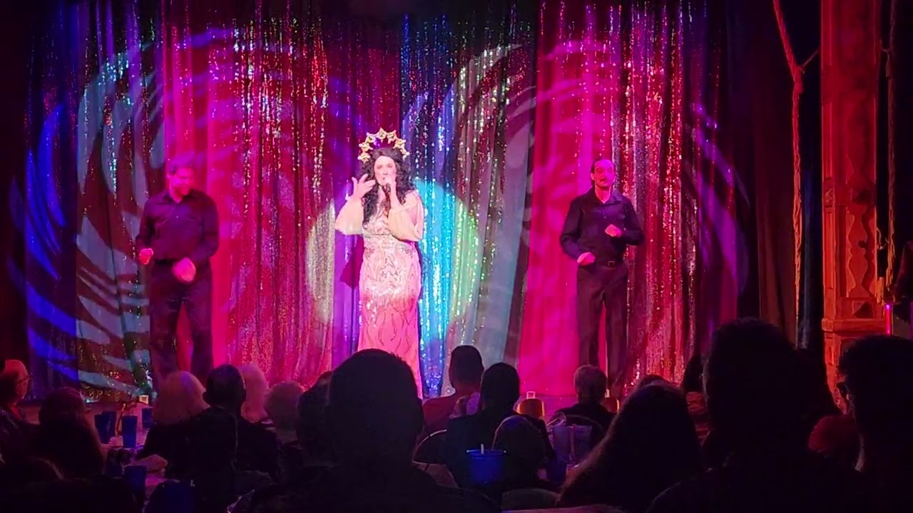 Cher is back! 