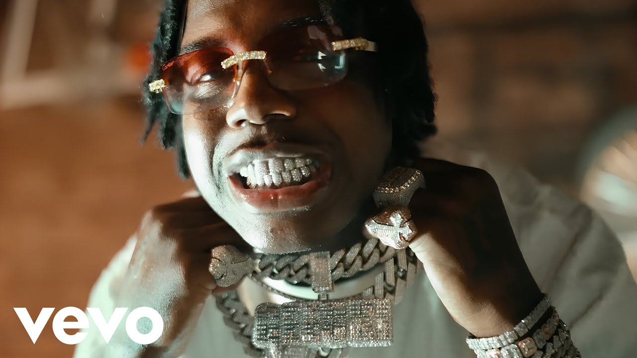 Est Gee ft. Icewear Vezzo & Moneybagg Yo  - That Brazy Sh*t [Music Video]