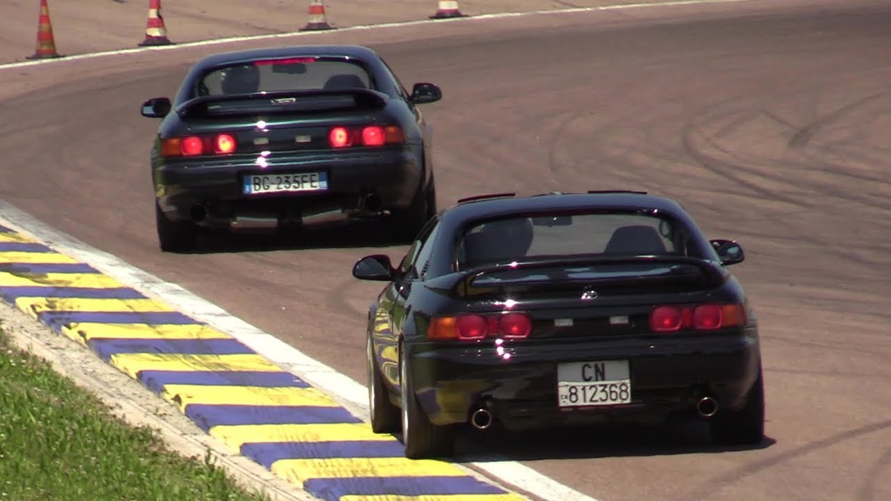 Toyota MR2 SW20 Turbo - Track battle & fun, sideways, on board & sound