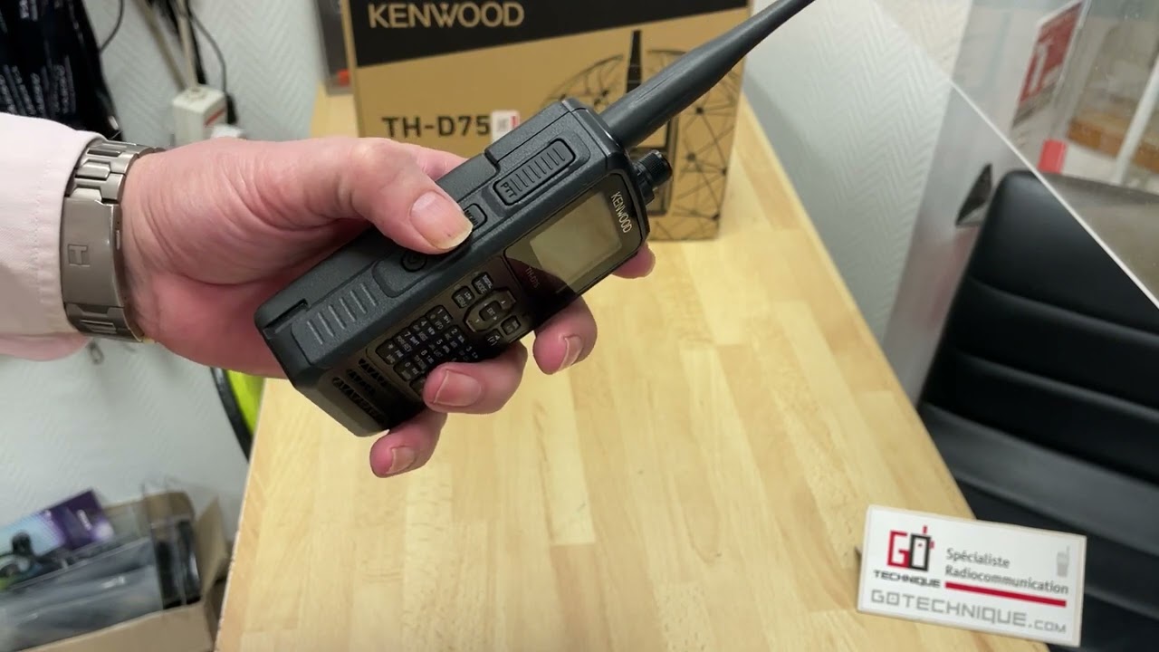 Kenwood THD75E Talkie-walkie VHF UHF DStar Numérique Présentation GoTechnique