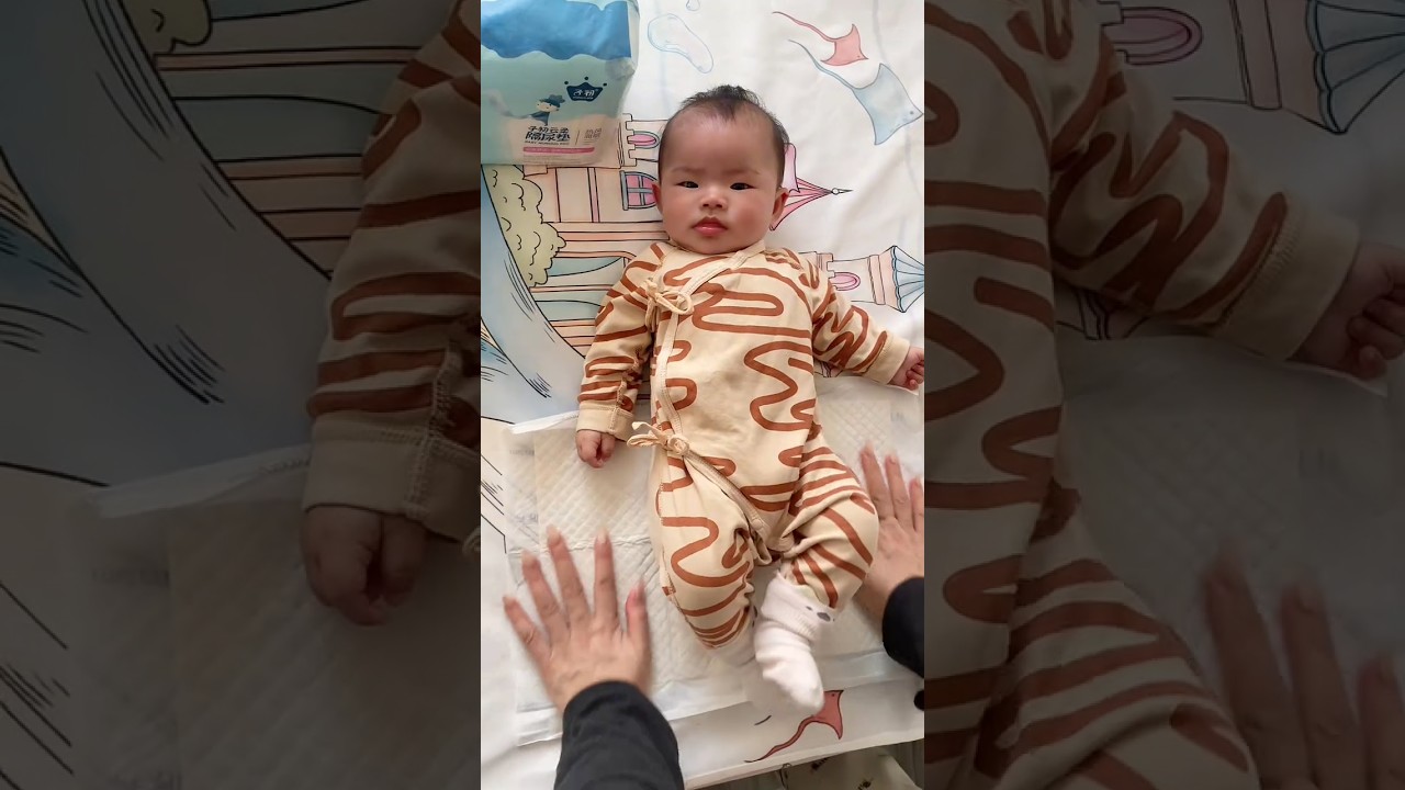 ep725.Ladies, the waterproof changing pads you've been asking for arehere#pad#waterproof#baby#shorts