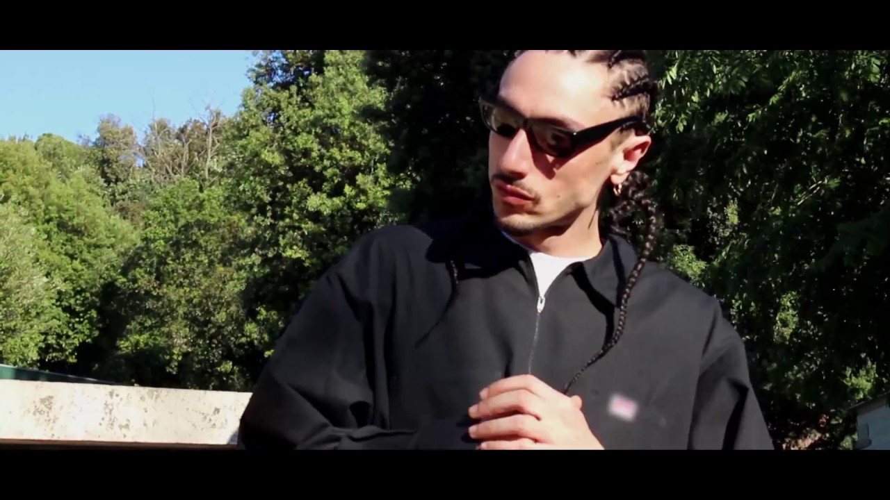 Booster G feat. Big Prodeje - Serpenti [Official Music Video - Short Movie]