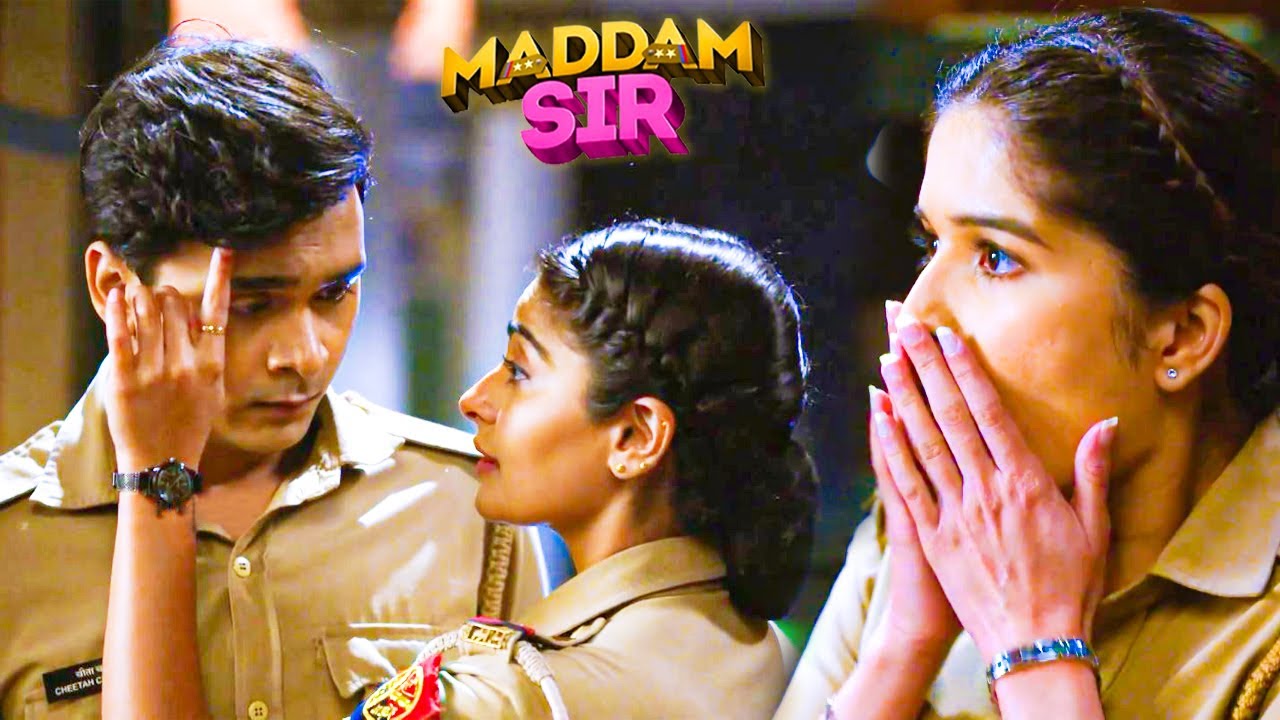 थाने में Cheetah और Karishma Singh कर रहे थे रोमांस, तभी Santosh ने देख लिया! | Madam Sir