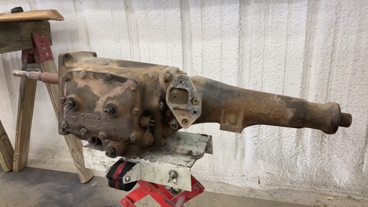 Mopar 833 4 speed rebuild (in 22min or less)