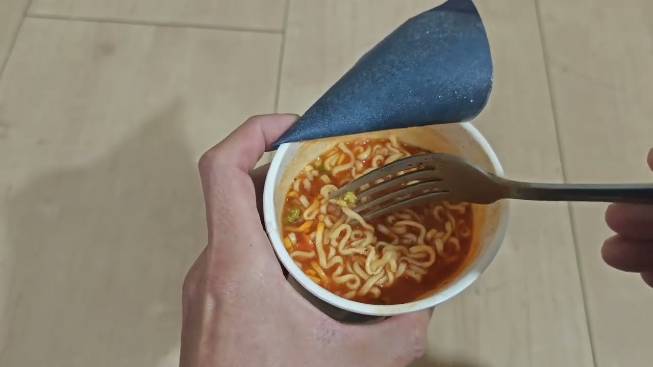 Cup Noodles Spicy Buffalo With Ranch Wings Instant Ramen Noodles