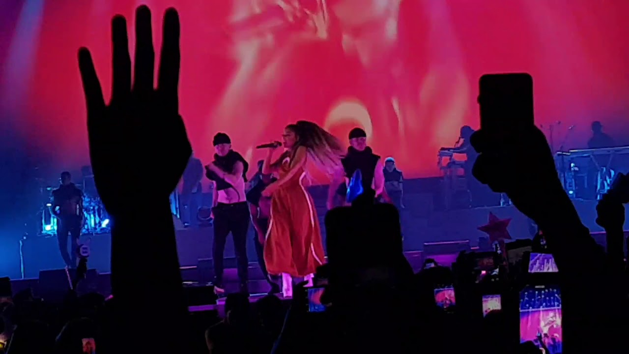 170815 아리아나그란데 (Ariana Grande) Into You - Dangerous Woman Tour in Korea DWT