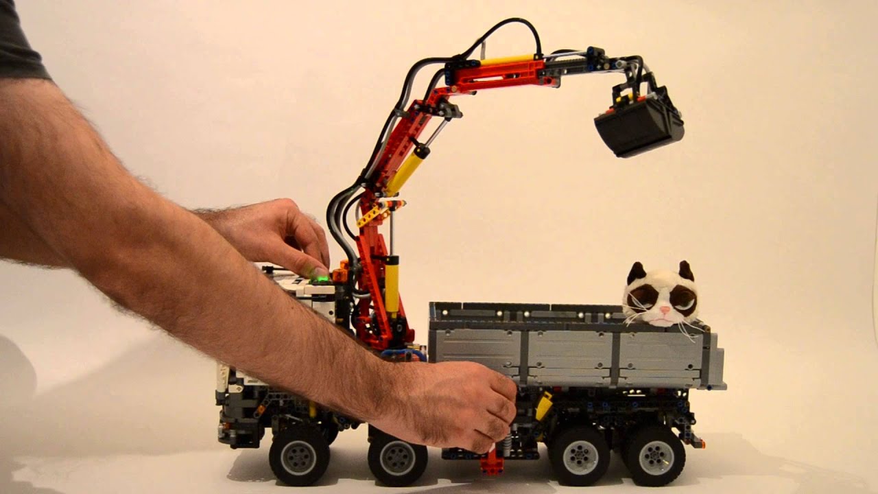 Lego 42043 - Mercedes Benz Arocs 3245 Pneumatics