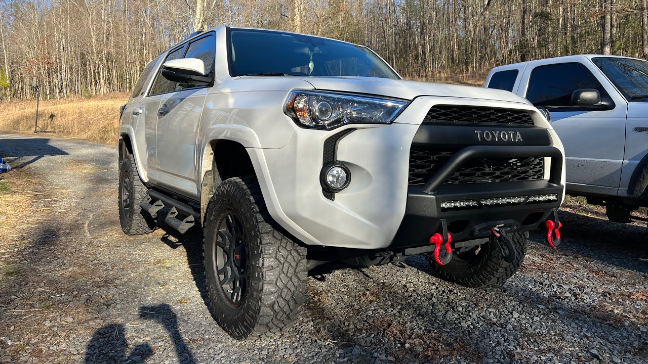 2019 5th Gen Toyota 4Runner Rough Country 3&rdquo;lift install
