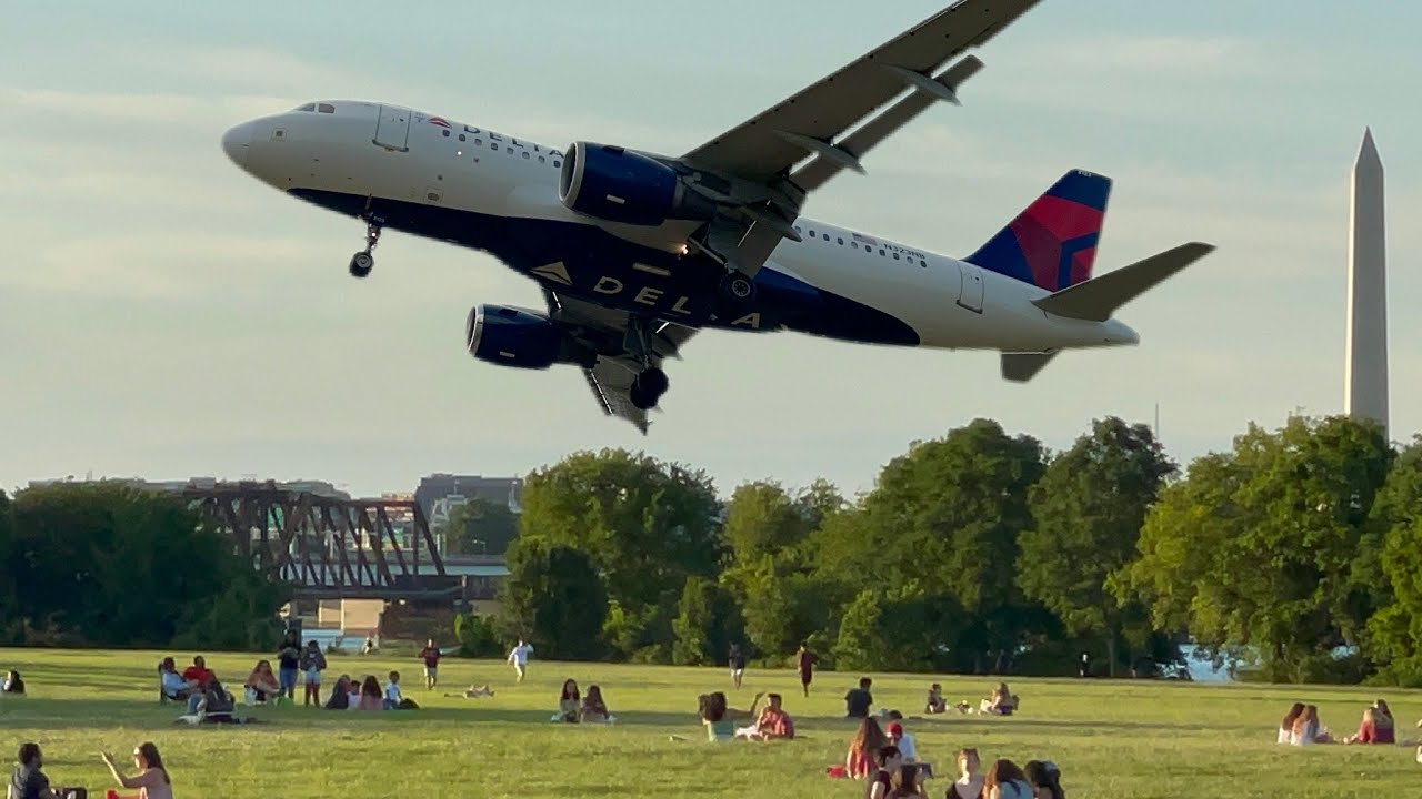 Gravelly Point Park in Arlington, Virginia, USA |Plane Spotting |Reagan National Airport | DCA