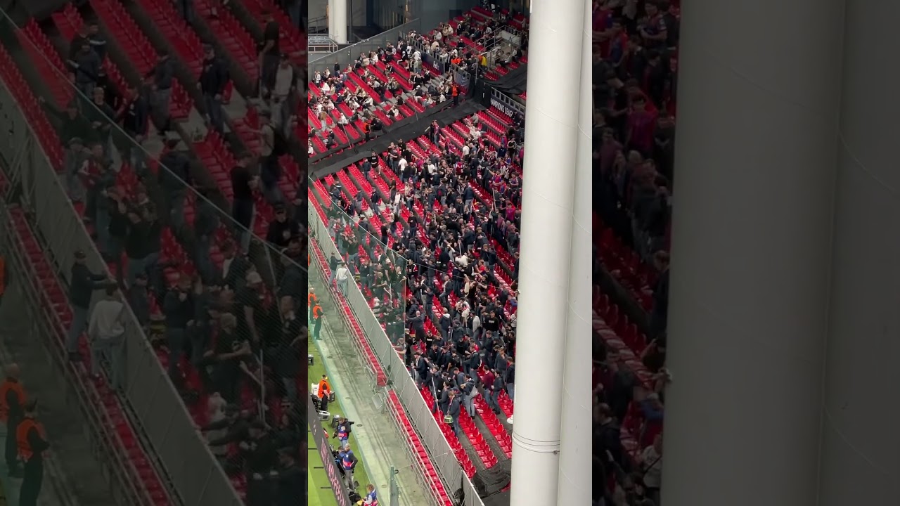 FC Basel Fans mit Blocksturm in Kopenhagen