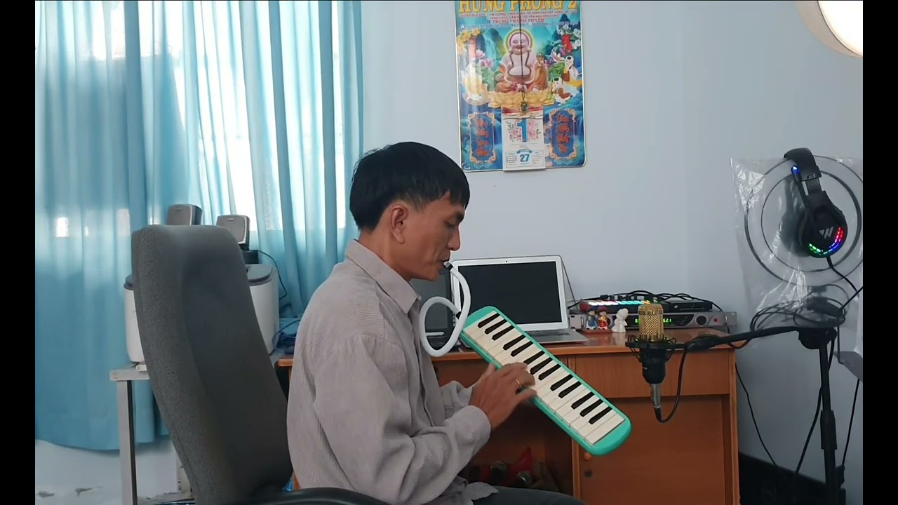 Tình như lá bay xa / Melodica: Vinh Sang